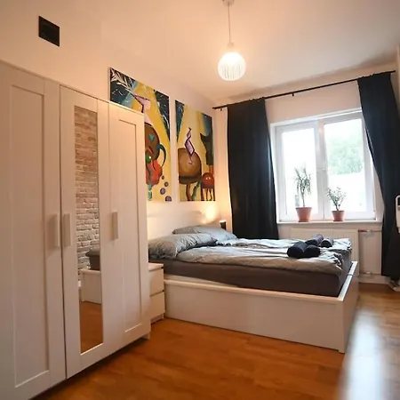 Loft Near The Center Lägenhet *