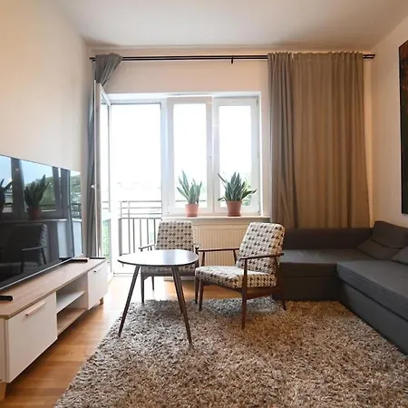 Loft Near The Center Apartment *
